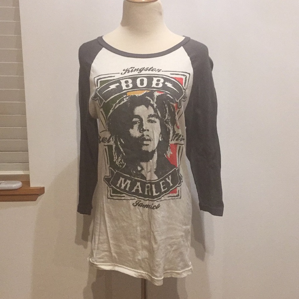 Bob Marley White shirt w/gray 3/4 sleeve
